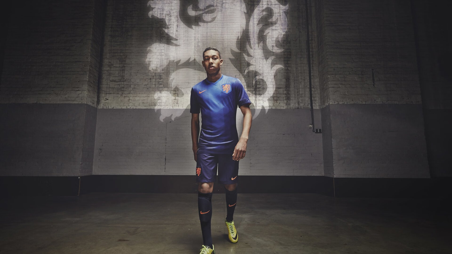 开云官网-尼日利亚国家队惊险获胜，晋级形势危机重重，尼日利亚队球星