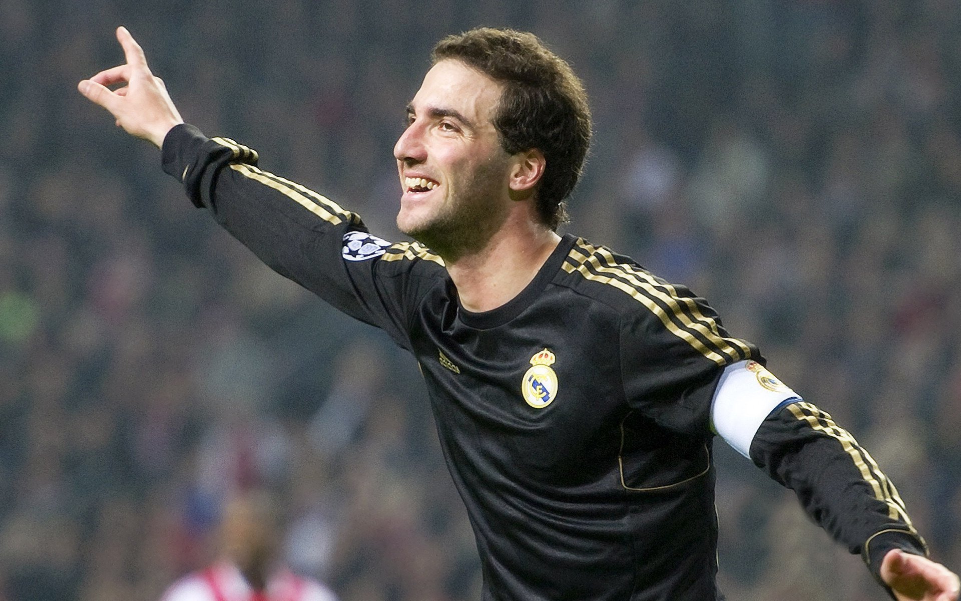 彩虹瀑布赛跑：自然中的色彩追逐，彩虹瀑布的水从哪来